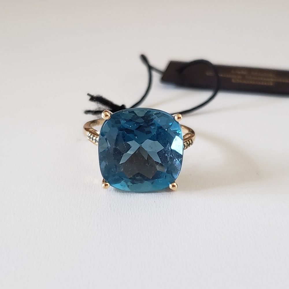 14K Yellow Gold London Blue Topaz Pave Diamond Ring Size 8